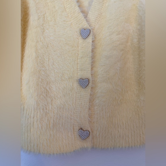 NWT VICI Yellow Fuzzy Knit Pearl Heart Button Front Cardigan- Size Small - Picture 7 of 13